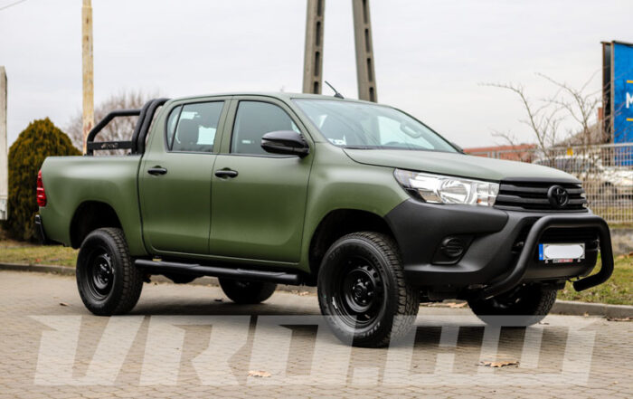 VRO198 Toyota Revo 1