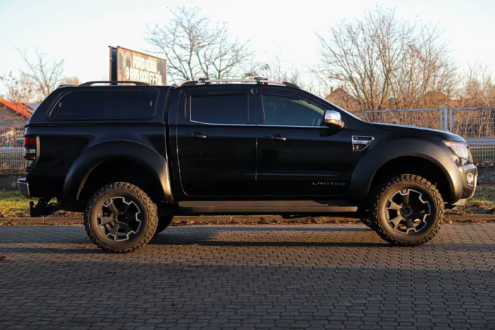 VRO364 Ford Ranger Limited - Image 12