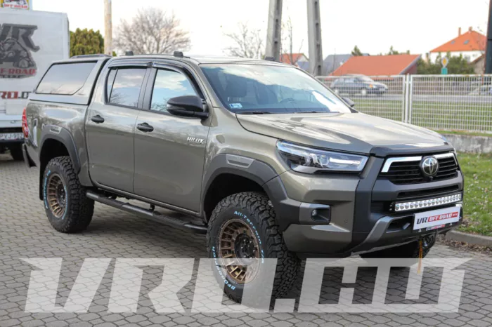 VRO370 Toyota Hilux Revo - Image 20