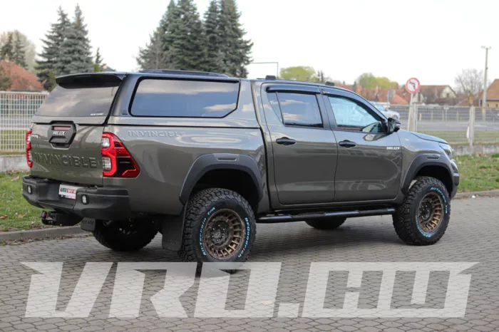 VRO370 Toyota Hilux Revo - Image 17