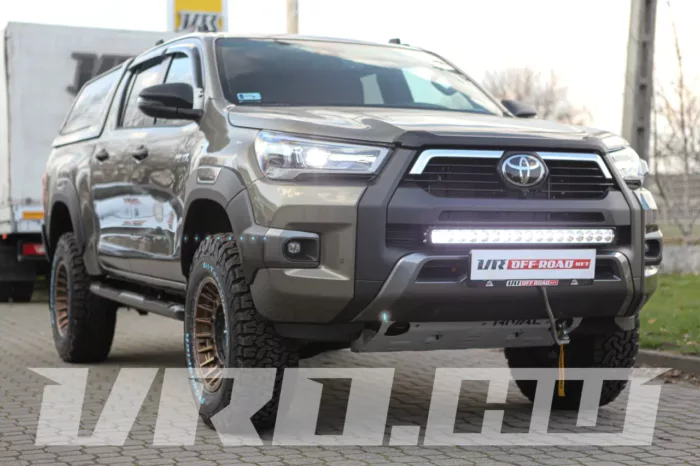 VRO370 Toyota Hilux Revo - Image 26