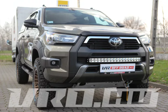 VRO370 Toyota Hilux Revo - Image 22