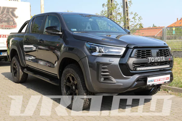 VRO373 Toyota Hilux Revo - Image 12