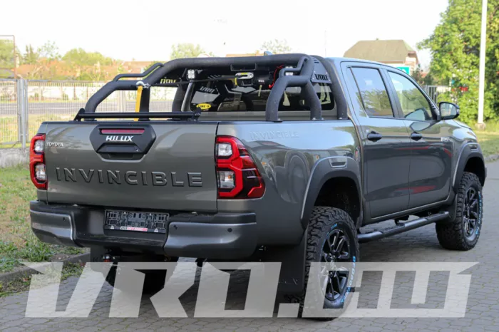 VRO374 Toyota Hilux Revo - Image 6