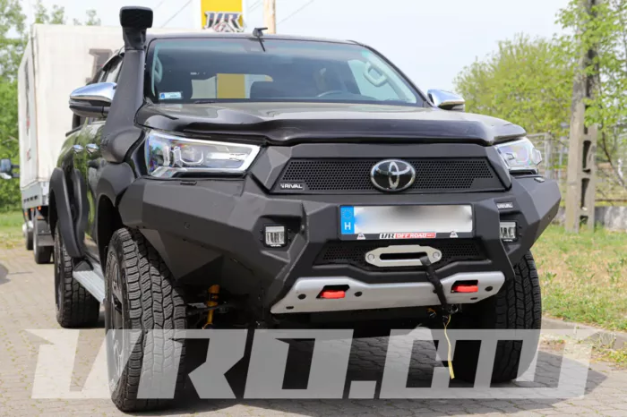 VRO375 Toyota Hilux Revo - Image 8