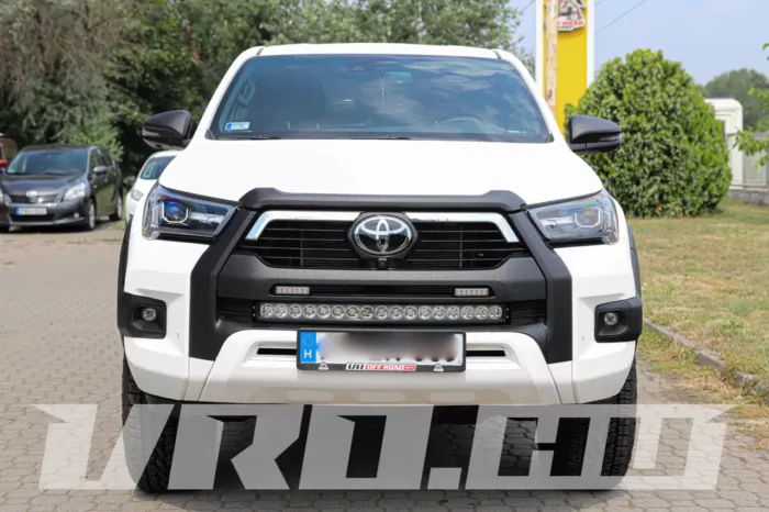 VRO377 Toyota Hilux Revo