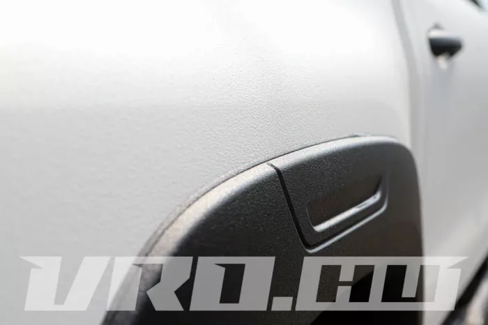 VRO377 Toyota Hilux Revo - Image 7
