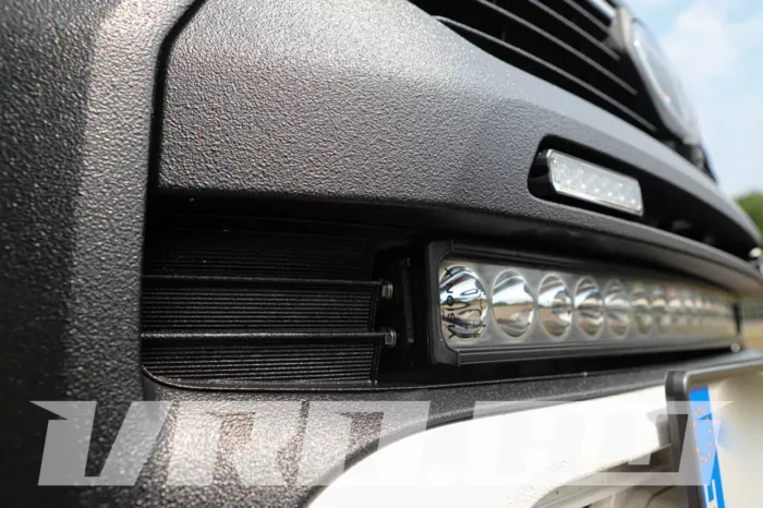 VRO377 Toyota Hilux Revo - Image 6