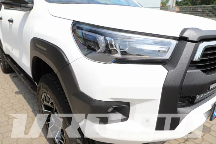 VRO377 Toyota Hilux Revo - Image 5