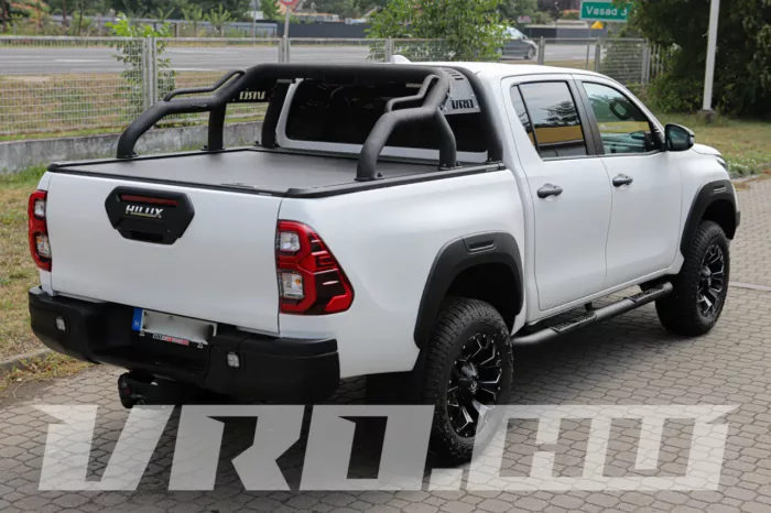 VRO377 Toyota Hilux Revo - Image 11