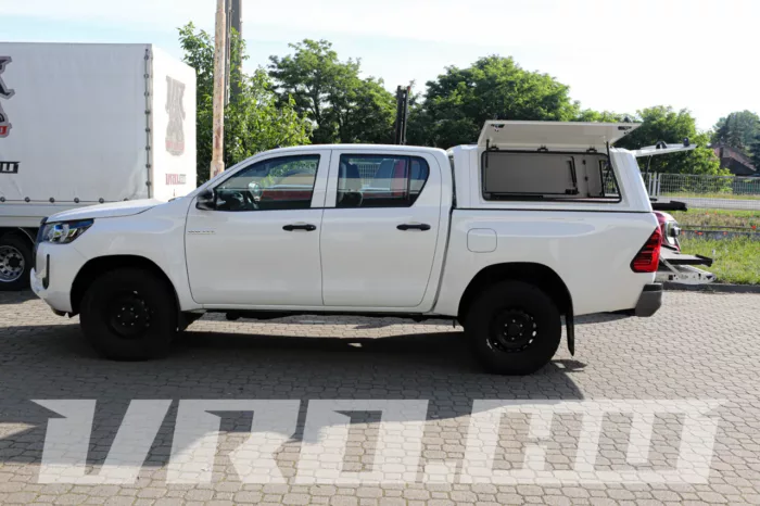 VRO378 Toyota Hilux Revo - Image 5