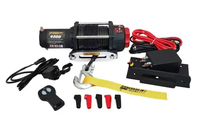 kangaroowinch k4500sr 12v with synthetic rope and remote controller 1